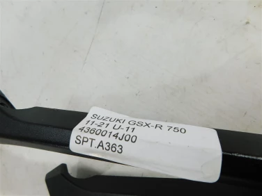 Set podnÓŻek prawy tyŁ suzuki gsx-r 750 11-21 u-11 4360014j00