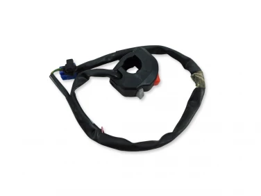 PRZEŁĄCZNIK PRAWY PRZÓD YAMAHA YZF-R1 RN19 07-08 U-11 13S839750000