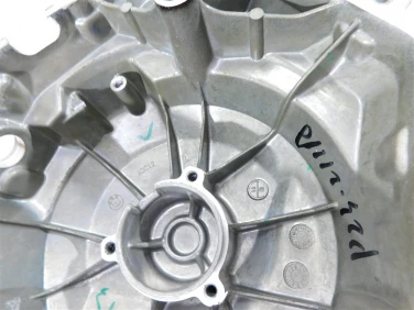 Dekiel kapa silnik lewa bmw f 850 gs k81 16-20 u-11 8392114