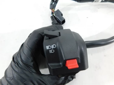 PrzeŁĄcznik lewy przÓd ktm duke 125 390 24-25 u-11 a49011074000