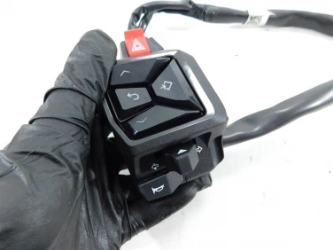 PrzeŁĄcznik lewy przÓd ktm duke 125 390 24-25 u-11 a49011074000