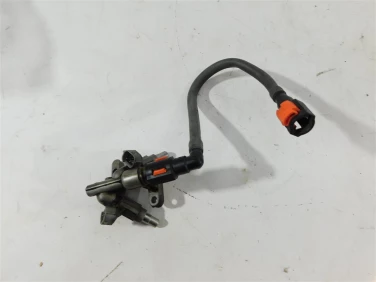 Wtrysk wtryskiwacz paliwa kawasaki vn 2000 vulcan 04-10 u-11 490330003