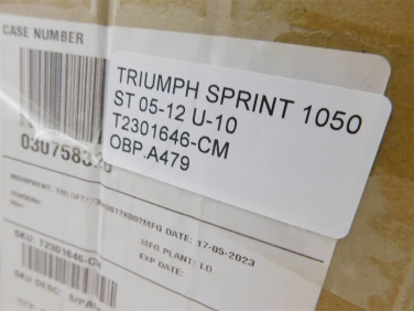 Owiewka bok boczna prawa triumph sprint 1050 st 05-12 u-10 t2301646-cm