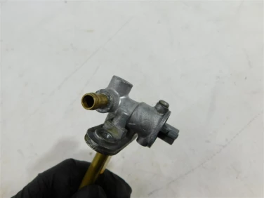 Kranik zbiornika paliwa ktm duke 640 96-05 u-11 51107004000