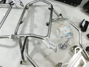 Kufer kufry tyŁ bmw r 1250 gs k50 k51 13-23 stelaŻe u-11 aluminiowe zestaw