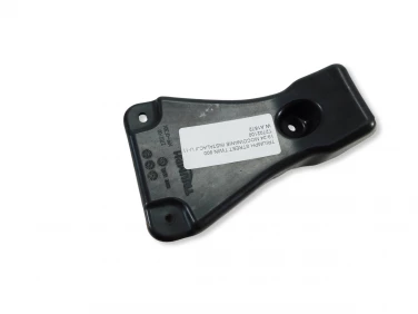 PLASTIK WYPEŁNIENIE OWIEWKA TRIUMPH STREET TWIN 900 19-24 MOCOWANIE INSTALACJI U-11 T2702100