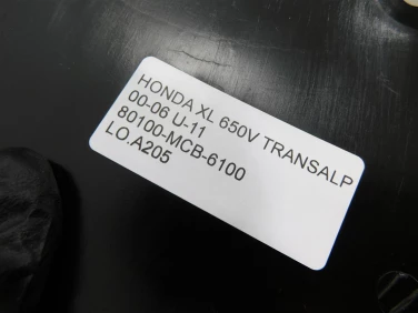 ŁĄcznik ogon plastik tyŁ honda xl 650v transalp 00-06 u-11 80100-mcb-6100