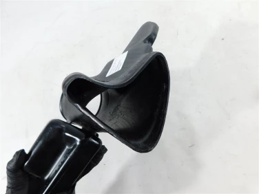 Rura dolot airbox prawa honda cbr 600 f4i 01-06 u-11 64330mbwd20