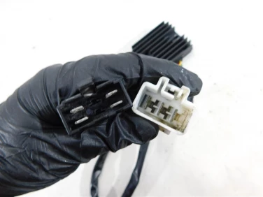 Regulator napiĘcia honda cbr 600 f4i 01-06 u-11 sh678c-13