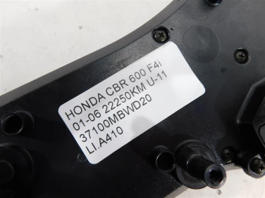 Licznik prĘdkoŚciomierz honda cbr 600 f4i 01-06 22250km u-11 37100mbwd20