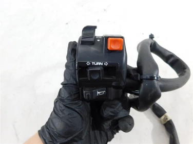 PrzeŁĄcznik lewy przÓd honda xl 650v transalp 00-06 u-11 35020maw630