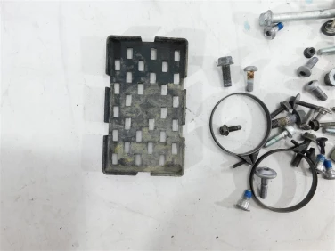 Śruby zestaw Śrub suzuki dl 1000 v-strom 02-12 u-11