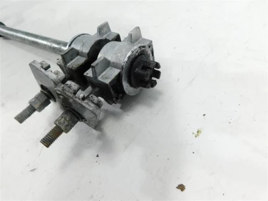 OŚ koŁa tyŁ tylna yamaha xtz 750 super tenere 89-95 u-11 1ae253810000