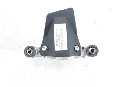 Zwrotnica lewa cf moto 450s 520 c-force u-11 7020-0607a0