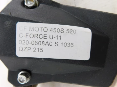 Zwrotnica prawa cf moto 450s 520 c-force u-11 020-0608a0