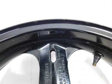 Felga koŁo tyŁ suzuki dl 1000 v-strom 02-12 felga prosta ok u-11 6411106g01019