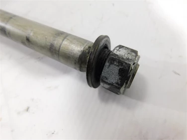 OŚ koŁa tyŁ tylna suzuki dl 1000 v-strom 02-12 u-11 6471106g00