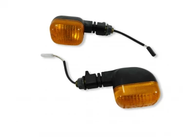 KIERUNEK KIERUNKOWSKAZ SUZUKI DL 1000 V-STROM 02-12 U-11 3560106G30 3560206G00