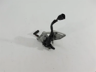 Set podnÓŻek prawy przÓd honda cbr 650 r 21-23 u-11 50600-mkn-d50