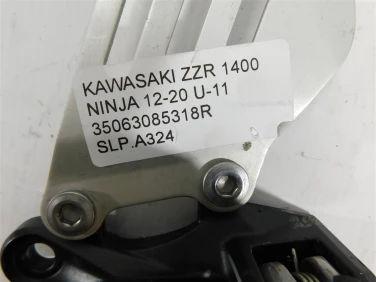 Set podnÓŻek lewy przÓd kawasaki zzr 1400 ninja 12-20 u-11 35063085318r