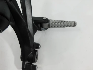 Set podnÓŻek prawy tyŁ kawasaki zzr 1400 ninja 12-20 u-11 35063078318r