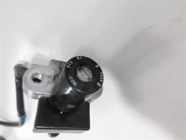 Zamek stacyjka kluczyk honda vtr 1000 firestorm 97-06 u-11 35010mbb640