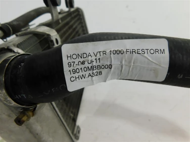 ChŁodnica wody przÓd honda vtr 1000 firestorm 97-06 u-11 19010mbb000