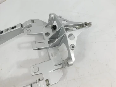 StelaŻ tyŁ tylni yamaha fjr 1300 rp08 03-05 u-11 5jw211900000