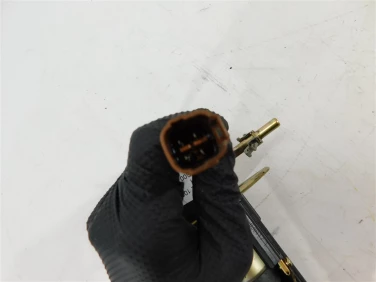 Pompa paliwa zbiornik suzuki dl 1000 v-strom 02-12 u-11 15100-06g00