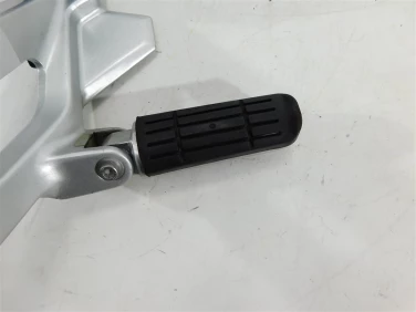 Set podnÓŻek lewy tyŁ yamaha fjr 1300 rp08 03-05 u-11 5jw2741l0000