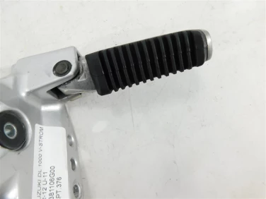 Set podnÓŻek prawy tyŁ suzuki dl 1000 v-strom 02-12 u-11 4381106g00