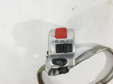 PrzeŁĄcznik prawy przÓd yamaha xvs 1100 drag star 98-06 classic u-11 5bn839630000