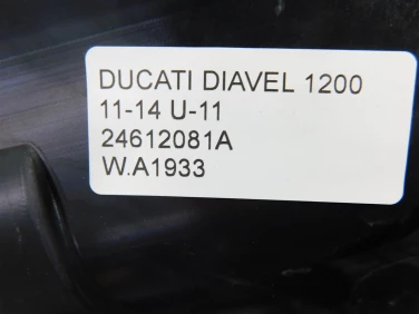 Plastik wypeŁnienie owiewka ducati diavel 1200 11-14 u-11 24612081a
