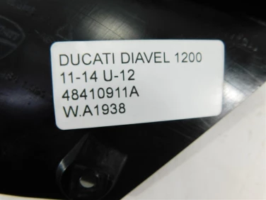 Plastik wypeŁnienie owiewka ducati diavel 1200 11-14 u-12 48410911a
