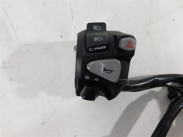 PrzeŁĄcznik lewy przÓd honda cbr 650 r 21-23 u-11 35200-mkn-c31