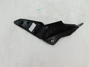 Pokrywa bok boczna prawa honda cbr 650 r 21-23 u-11 83511-mkn-d500