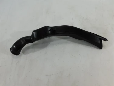 Rura dolot airbox prawa honda cbr 650 r 21-23 u-11 17243-mkn-d10