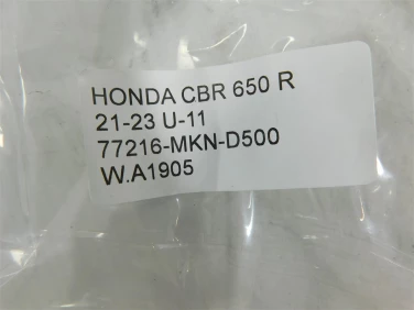 Plastik wypeŁnienie owiewka honda cbr 650 r 21-23 u-11 77216-mkn-d500
