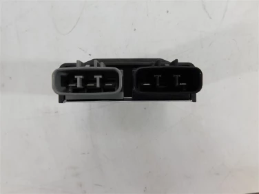 Regulator napiĘcia honda cbr 650 r 21-23 u-11 fh027aaa