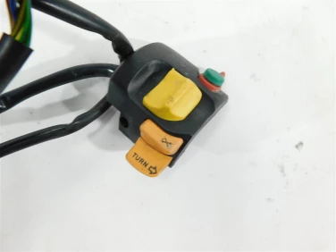 PrzeŁĄcznik prawy przÓd bmw r 850 r 94-01 u-11 2306178