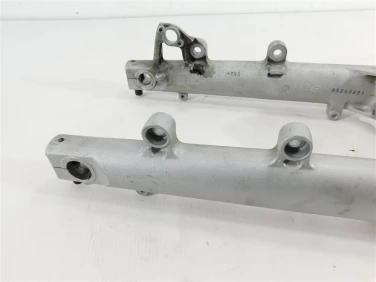 Laga pÓŁka zawiesznie lagi bmw r 850 r 94-01 cieknĄ u-11 31422330557 31422330558