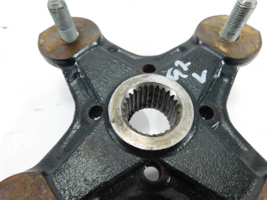 Piasta koŁa can-am oultander 450 570 g2l u-11 705501716