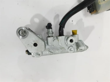 Pompa hamulcowa can-am oultander 450 570 g2l 705601274