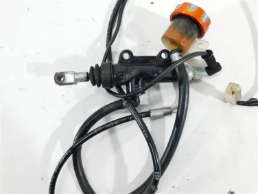 Pompa hamulcowa tyŁ ktm duke 390 13-16 u-11 90113060000