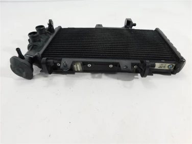 ChŁodnica wody przÓd bmw f 800 r k73 05-14 u-11 7678284