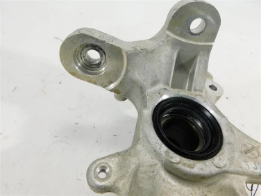 Zwrotnica lewa suzuki lta 750 xp kingquad u-11 51241-31g20