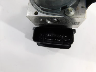 Pompa hamulcowa abs ktm duke 390 13-16 u-11 90142031000