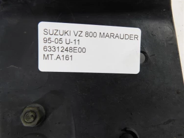 Mocowanie tablicy bŁotnik suzuki vz 800 marauder 95-05 u-11 6331248e00