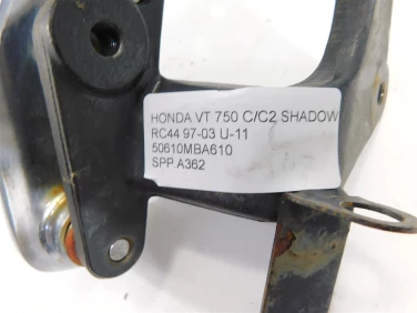 Set podnÓŻek prawy przÓd honda vt 750 c/c2 shadow rc44 97-03 u-11 50610mba610