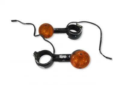 KIERUNEK KIERUNKOWSKAZ SUZUKI VZ 800 MARAUDER 95-05 U-11 3560148E30 3560248E30